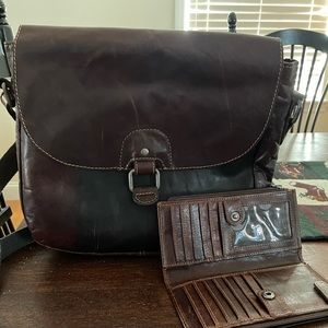 Jack Georges Distressed Leather Crossbody EUC